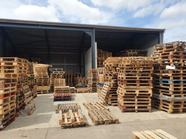 Used Wooden Pallets